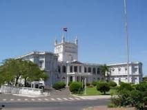 ¿Cuántos habitantes tiene la capital de Paraguay?