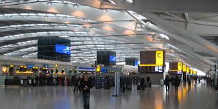 cual es el aeropuerto de londres más cerca del centro