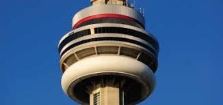 ¿Qué hay en la Torre CN de Toronto?