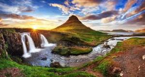 What is the highest point in Iceland?